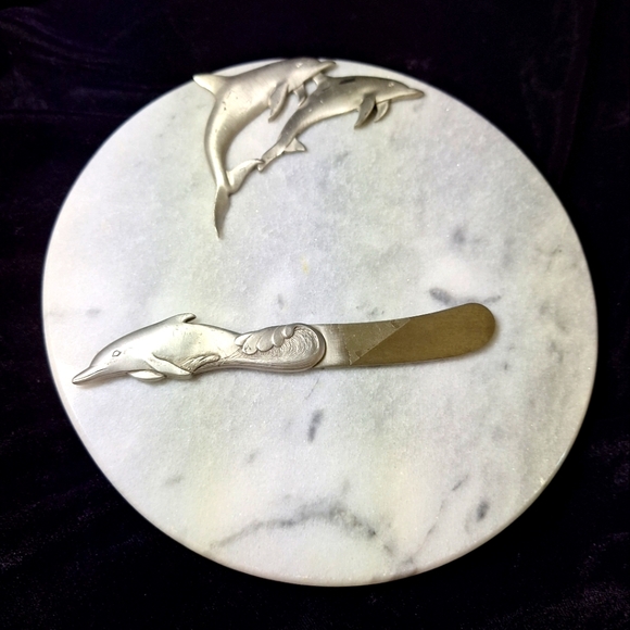 Lindsay Claire Marble Cheese Rd 8" Board with knife - Picture 3 of 14